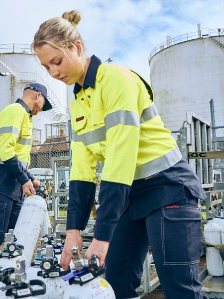 Bisley Apex 185 Hi Vis Ladies Taped FR Vented Shirt Long Sleeve (BISBL8438T)